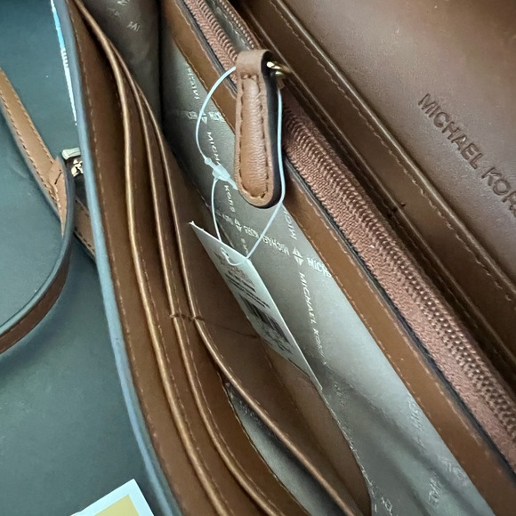 NWT MICHAEL KORS JET SET CHARM LARGE WALLET ON A CHAIN PHONE CROSSBODY BAG - Picture 5 of 14